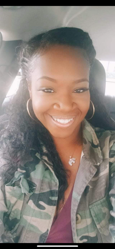Eboni — Cosmetologist at iSlay Studios