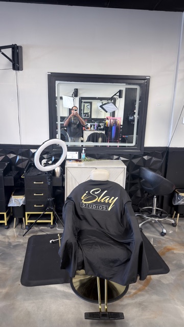 iSlay Studios booth