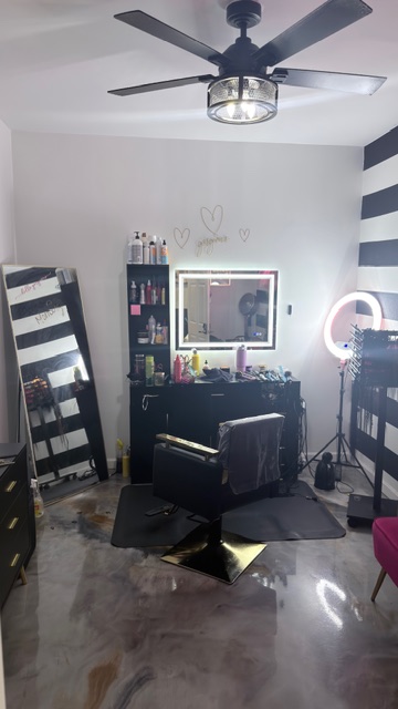 iSlay Studios interior